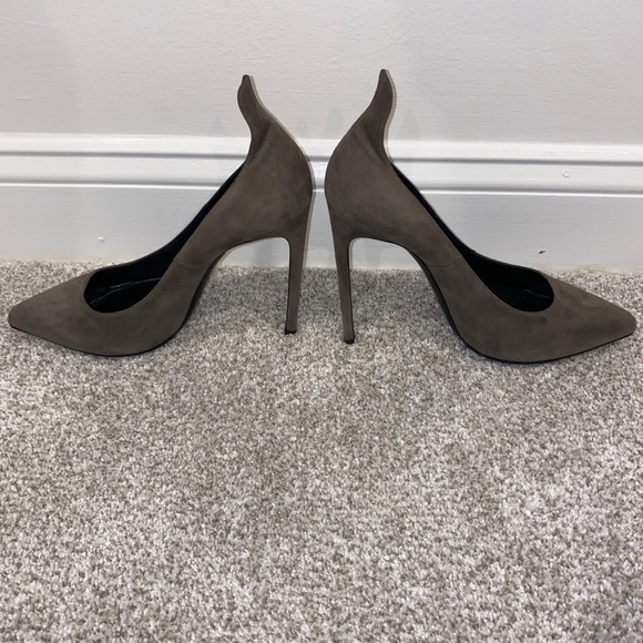 Saint Laurent Suede Heels - Picture 2 of 4